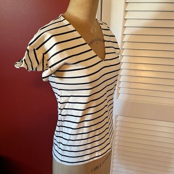 J CREW | black & white stripe short embellished sleeves v neck t XS - Picture 2 of 5